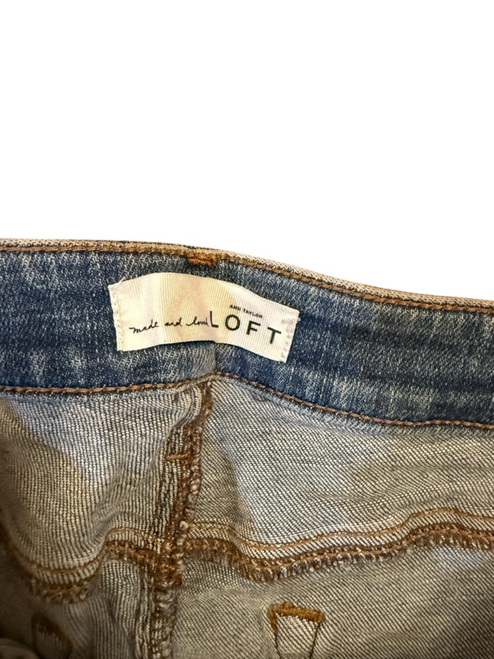 Loft Everyday Mid-Rise Straight-Leg Jeans — Blue - Picture 2 of 4
